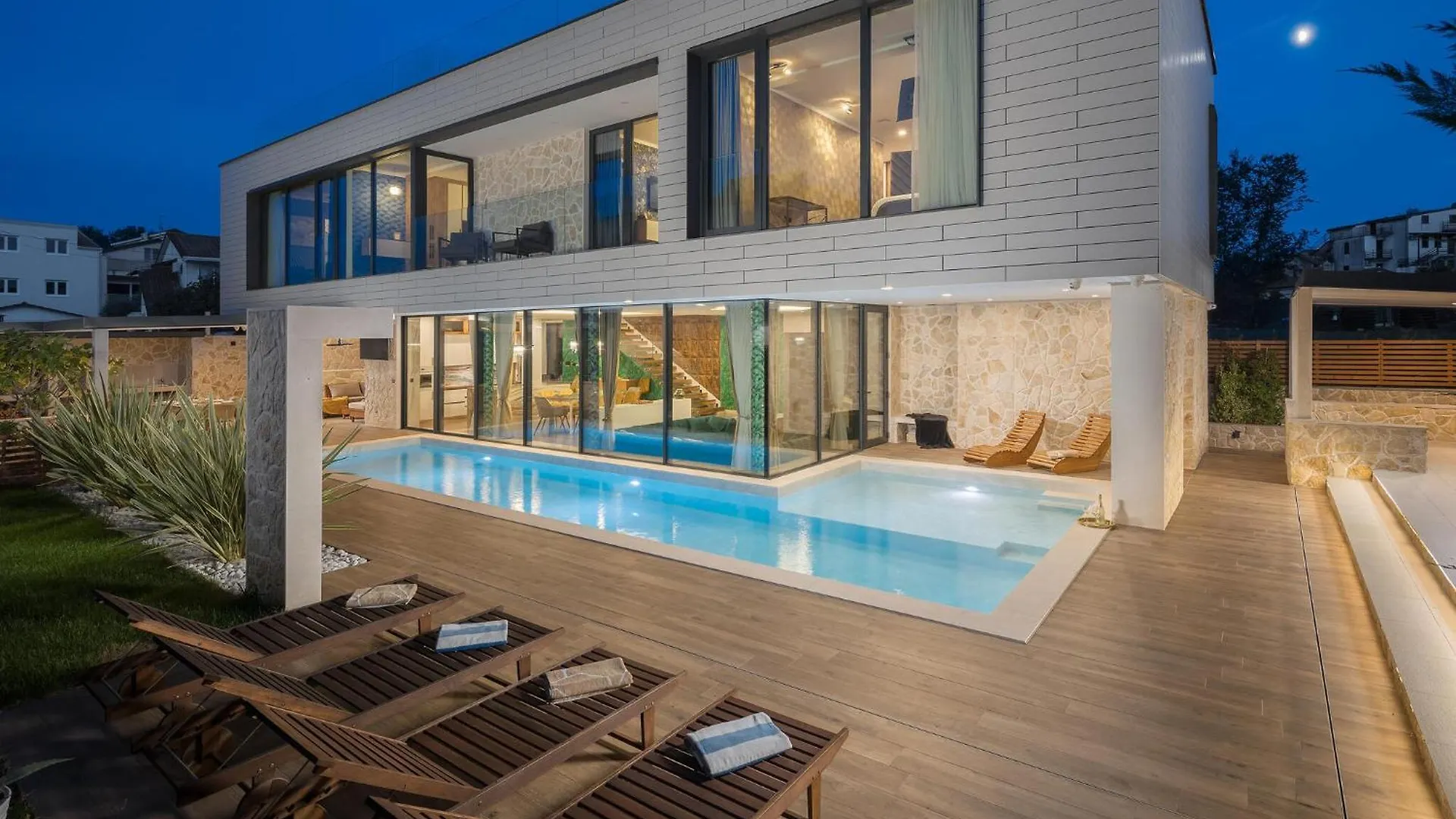 4 Bedroom Beautiful Home In Funtana