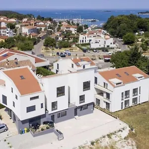 Casa Nera Funtana